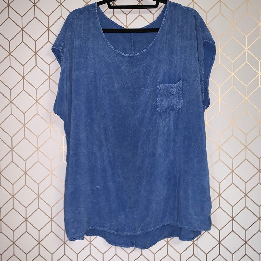 "denim" Pocket tee
